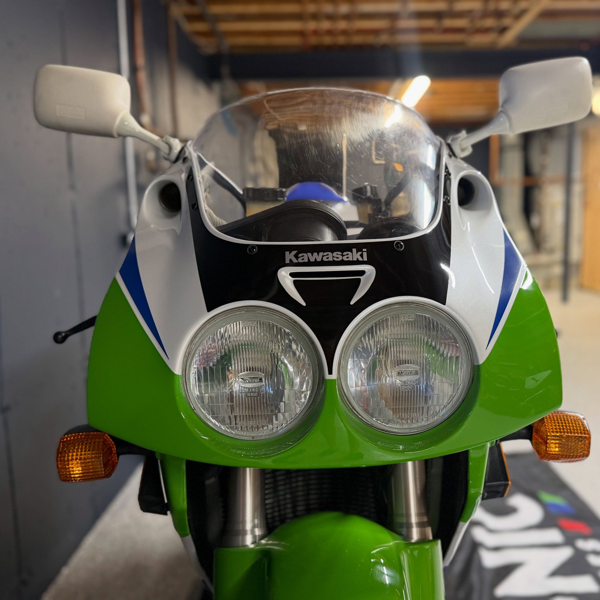 Kawasaki Ninja ZX-7R Head Light #kawasaki