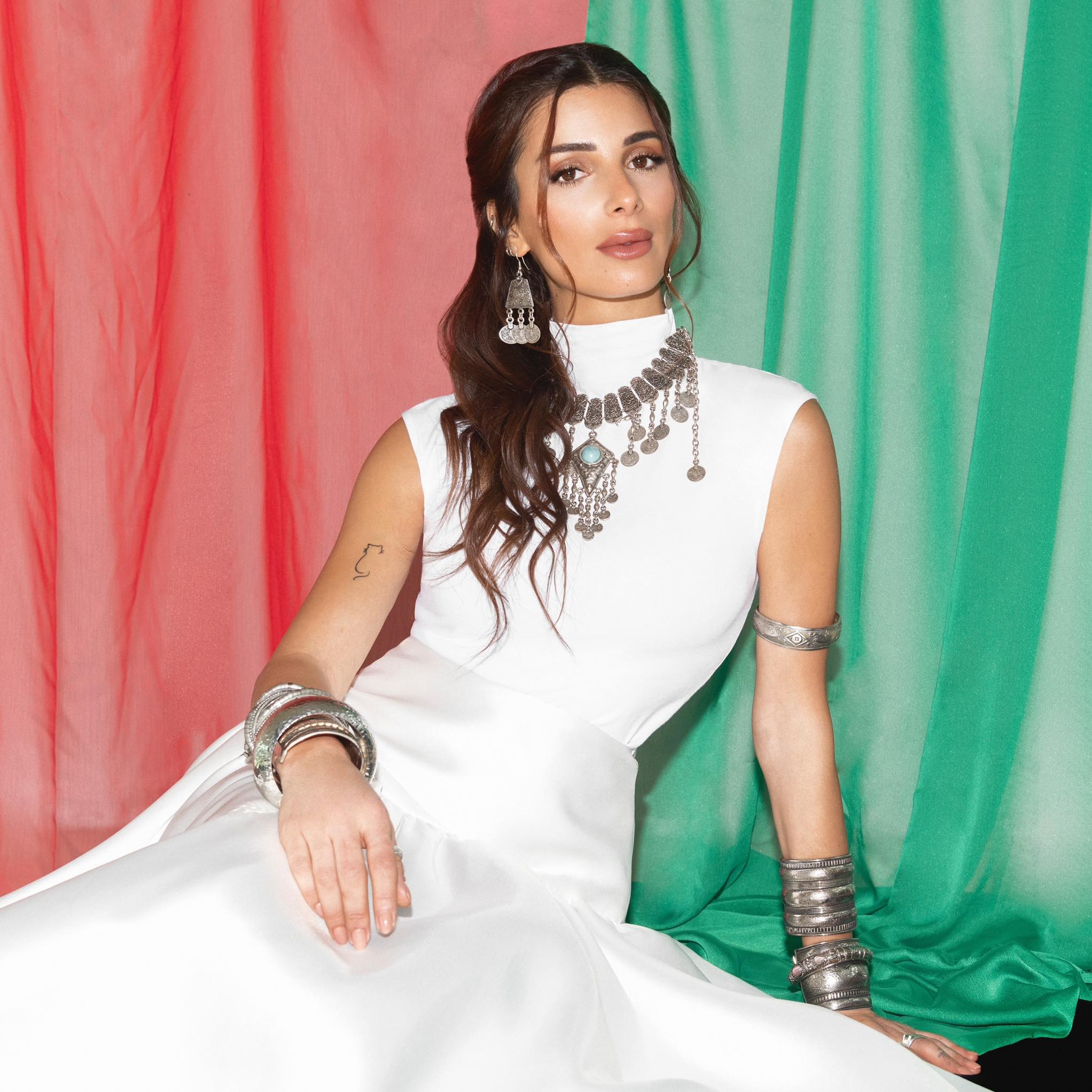 Rola Azar- رلى عازر