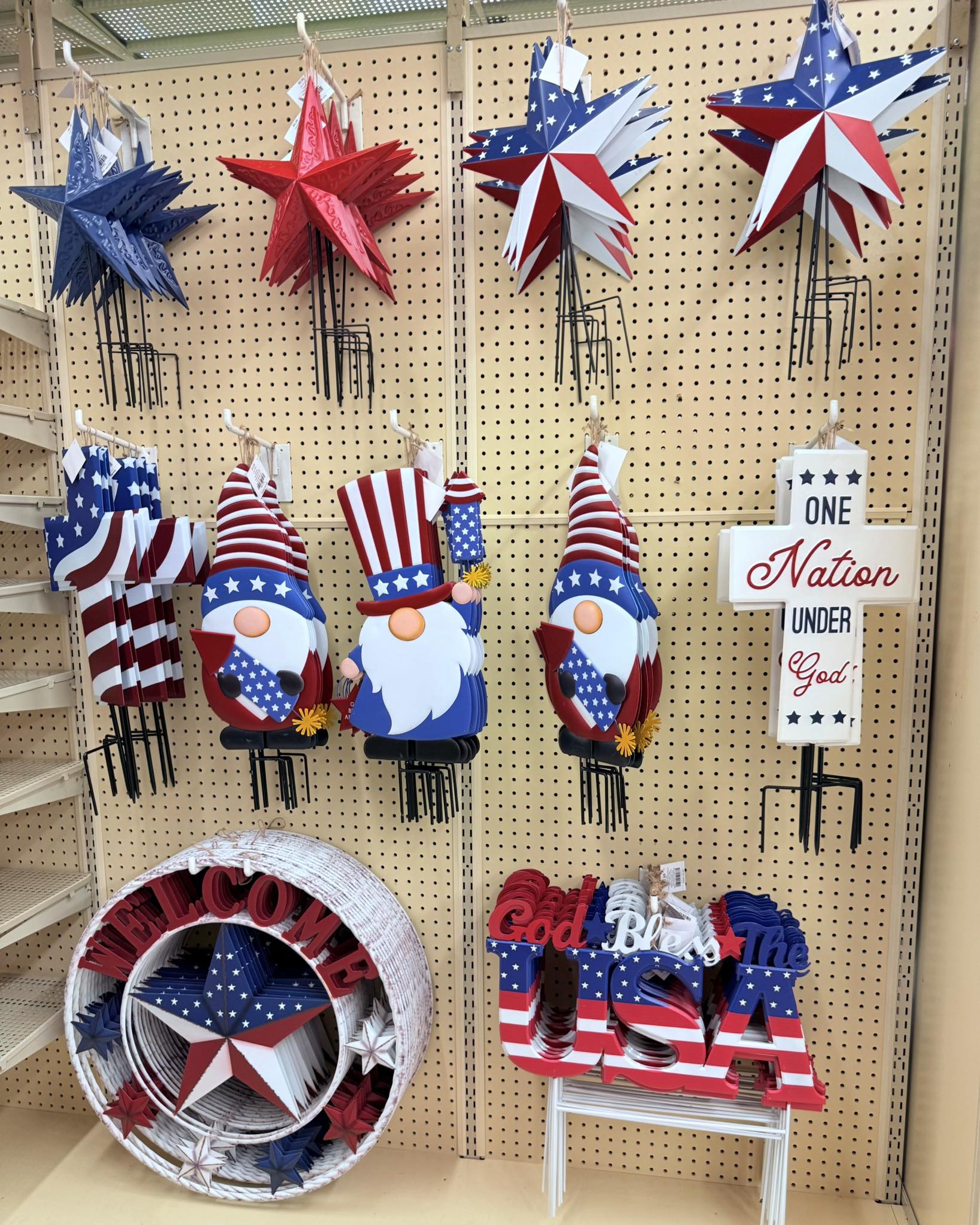 Let’s - outdoor patriotic decor at hobby lobby ♥️💙 | Facebook