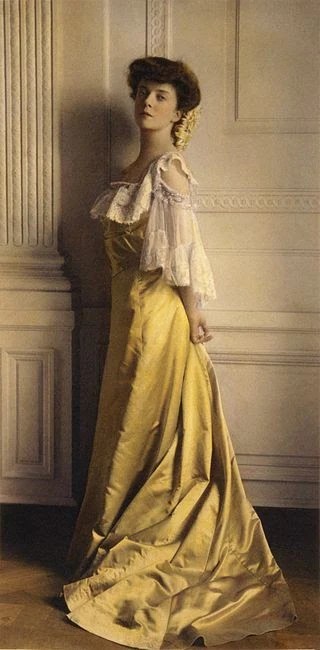 alice roosevelt blue dress Who is 