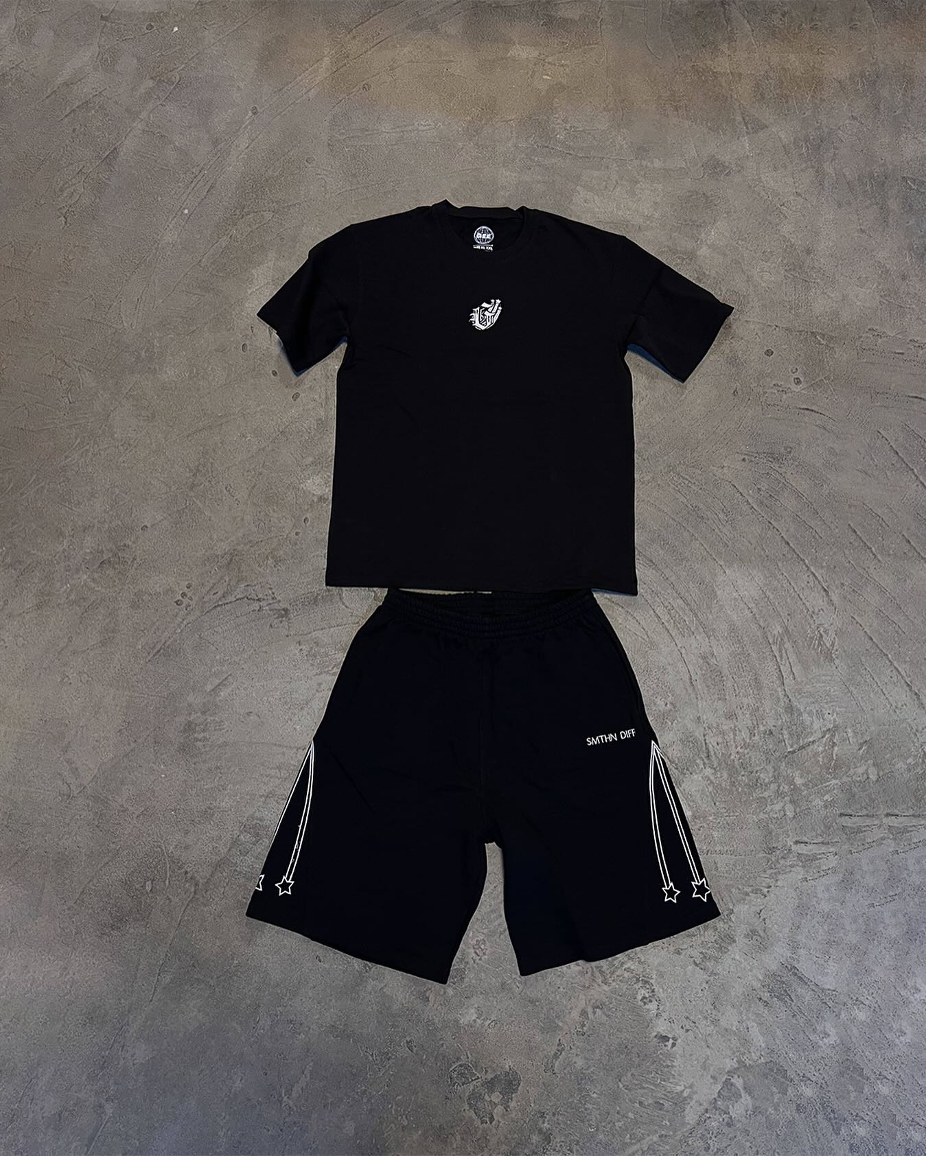 Gee - Your style just got a glow-up. Gee star full-set is here. Level ...