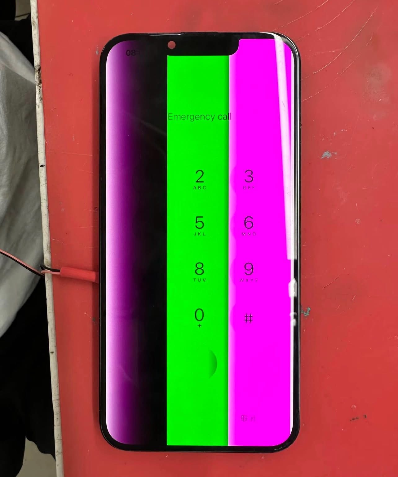 Fix for the color screen issue on the iPhone 13