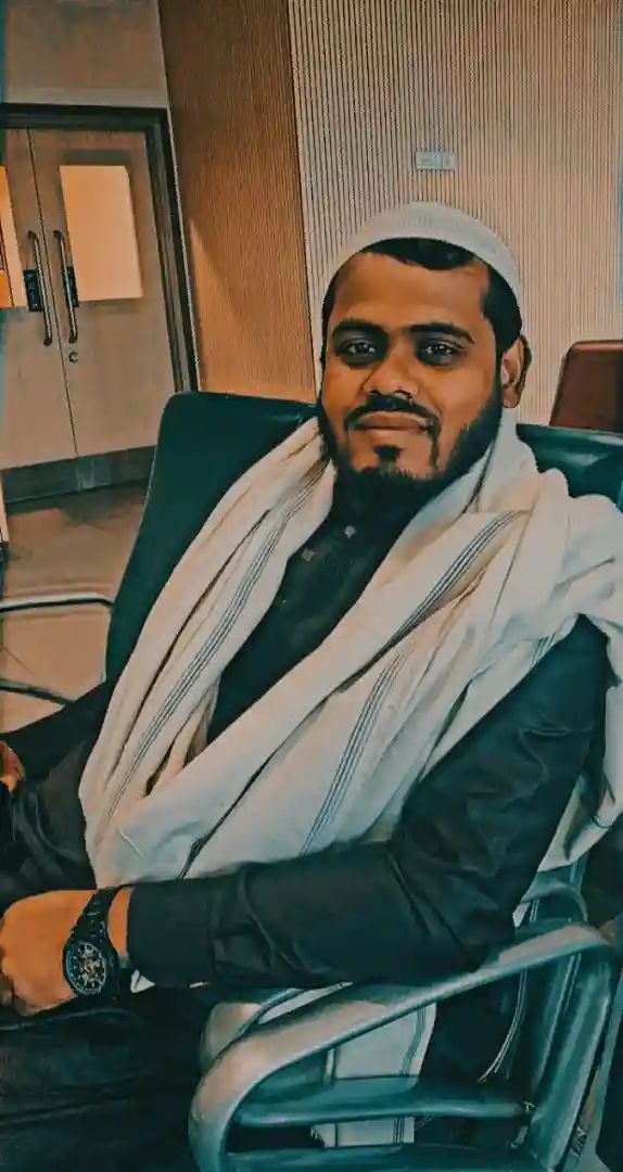Anwar Vai - বাবার পরে মাথা উপর ছায়া হয়ে পাশে তাকে একমাত্র... | Facebook
