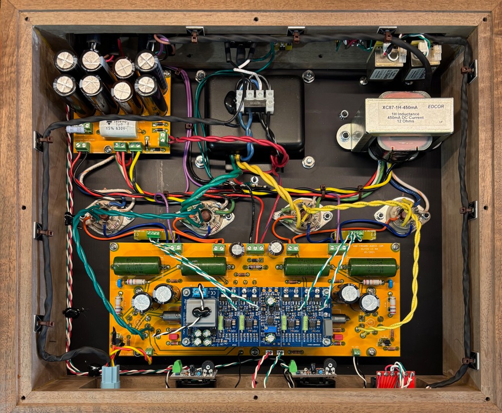 KT-88 push-pull stereo amplifier with custom transformers