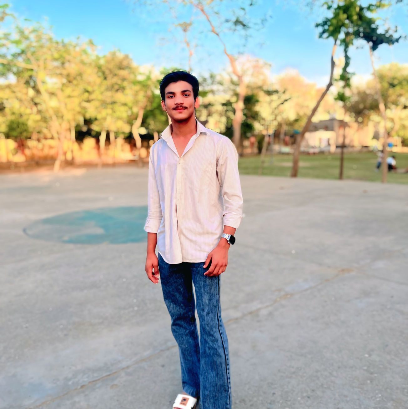 Abhi bachpna nhi gya mera 😅😅 @chetan__rajput__95 #instagram #comdyreels ...