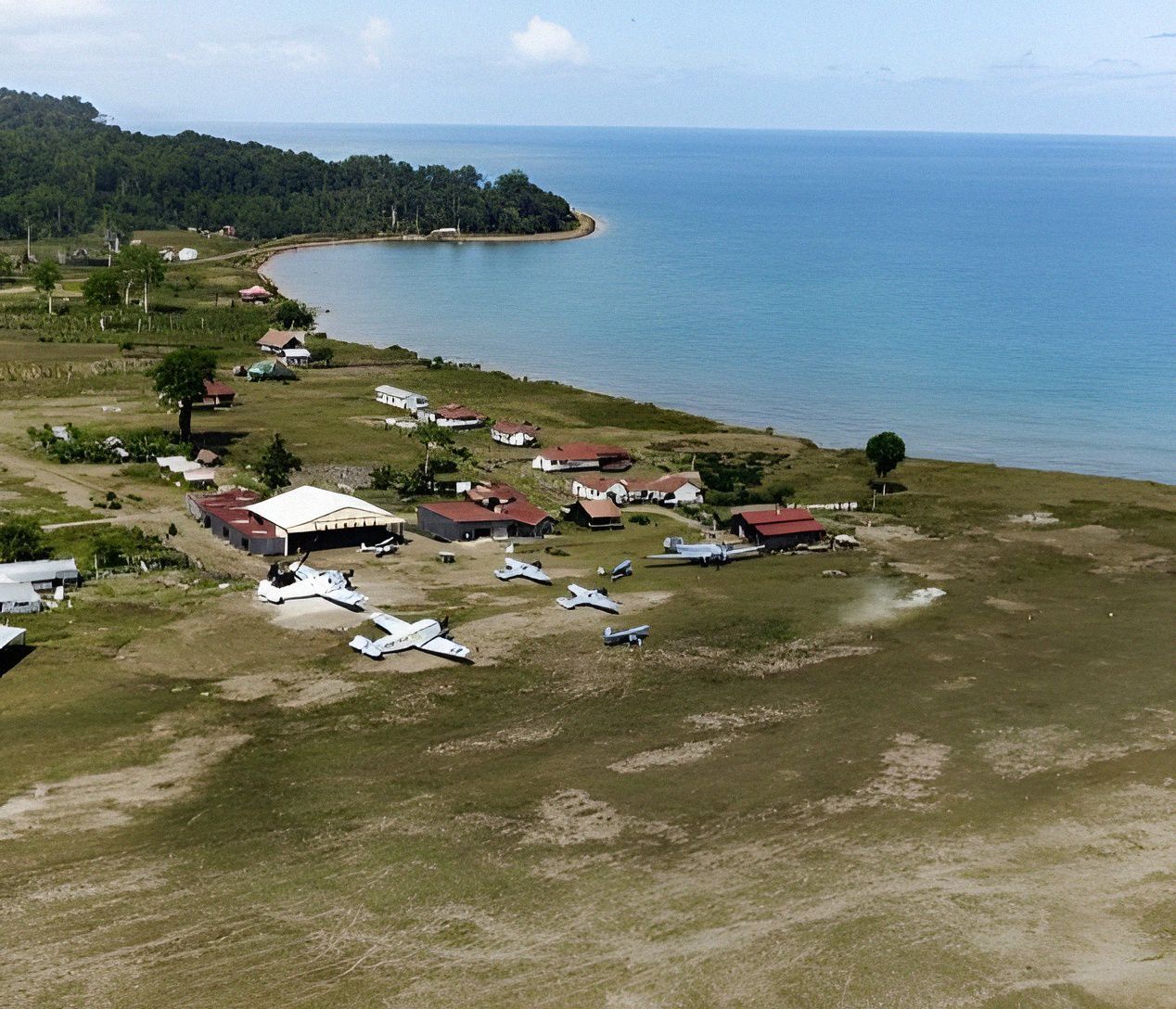 Morobe - Lae Airport, DCA Nambis, Voco Point Asiawe village 1930s ...