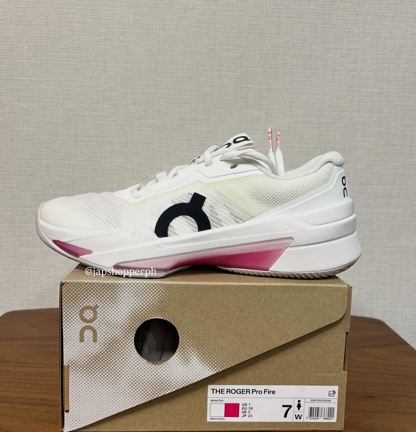 JAN 31 ETA ? — roger pro fire white/pink — men