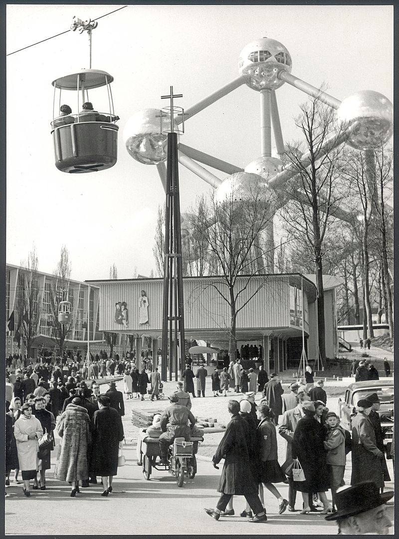 The Atomium served as the centerpiece of Expo 58 in Brussels