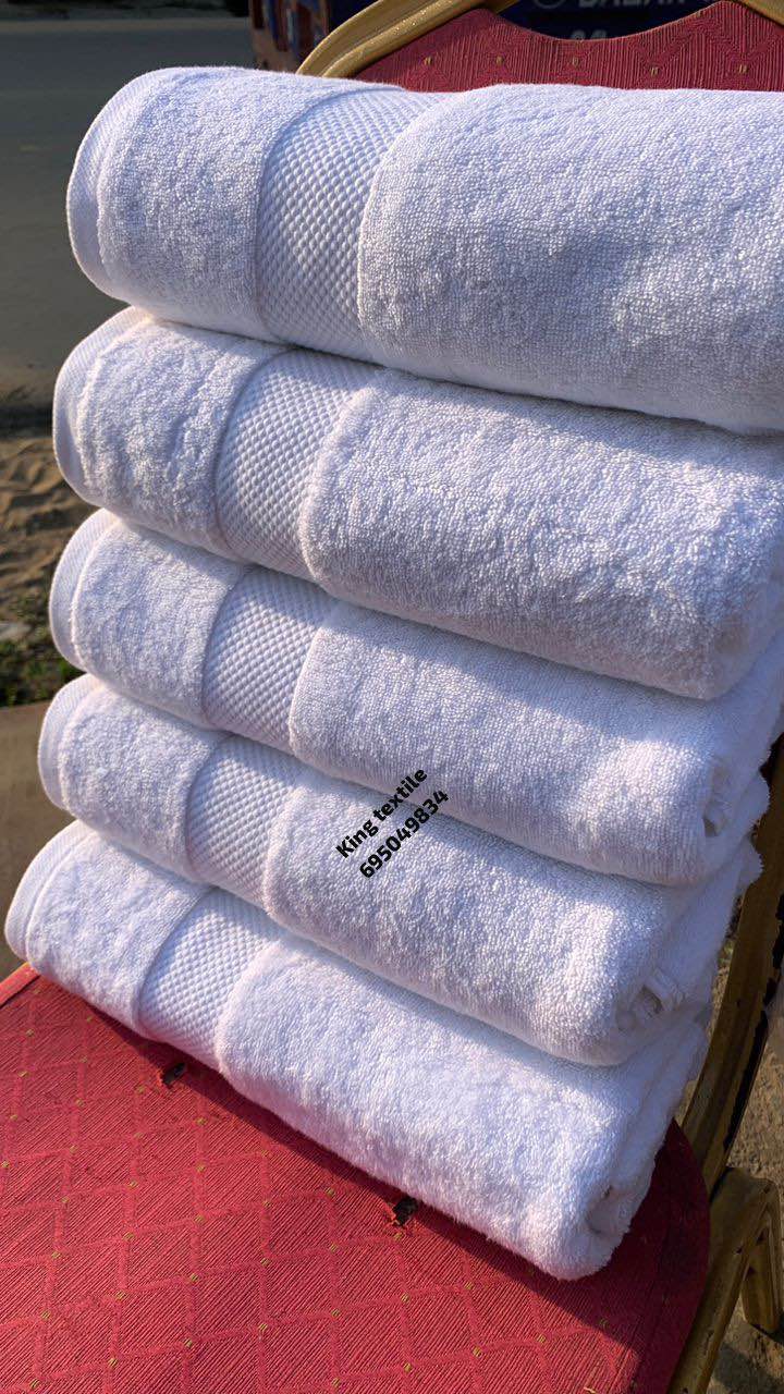 Serviette Bain Extra Large 100x200 Drap De Bain Extra Large 100 X 200 Cm – 600 G/m² – Coton éponge – Violet – Serviette De Plage Ou Bain XL Drap De Bain XL Spa Maison