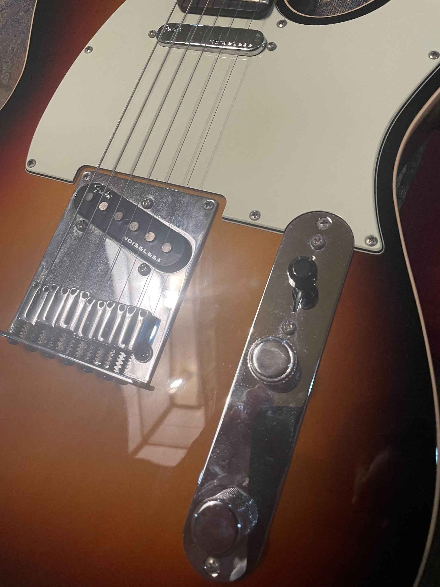 Is Fender N3 Noiseless Tele neck pickup vintage-sounding or hotter?