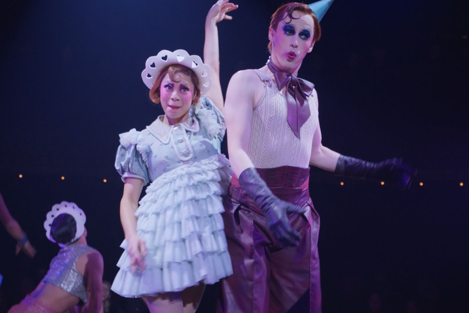 See inside the Kit Kat Club with Eva Noblezada and Reeve Carney! Watch the new trailer ⬇️