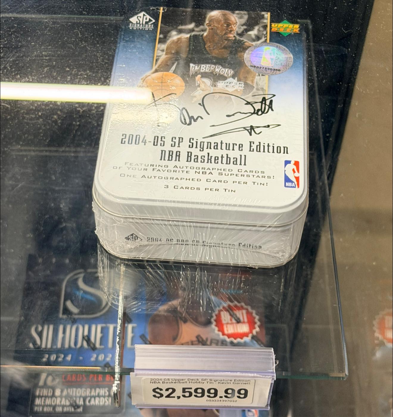 This is an interesting box… ? KG auto, second-year LeBrons 