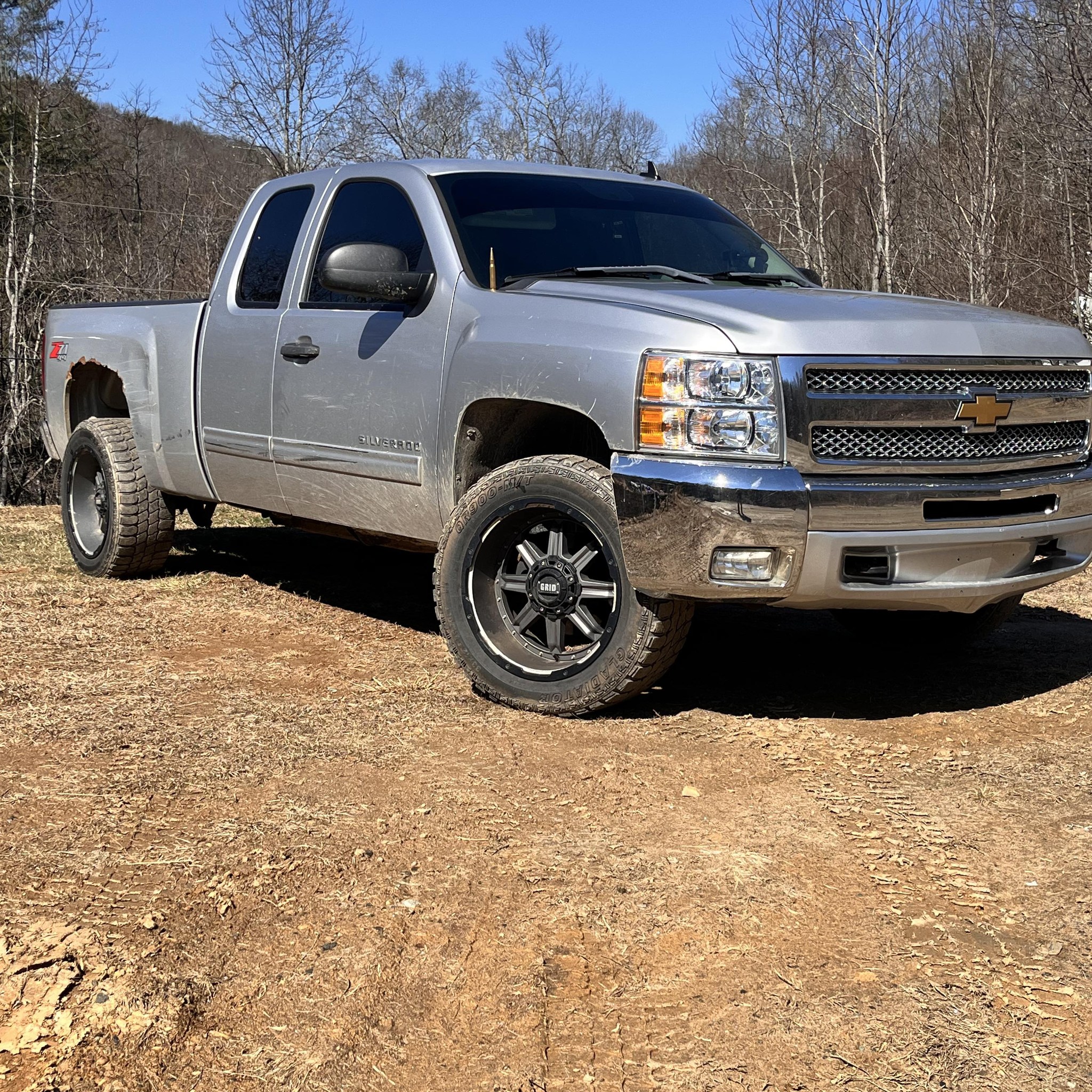 07-13 Chevy Silverado and GMC Sierra 1500-3500 page | Someone trade me ...