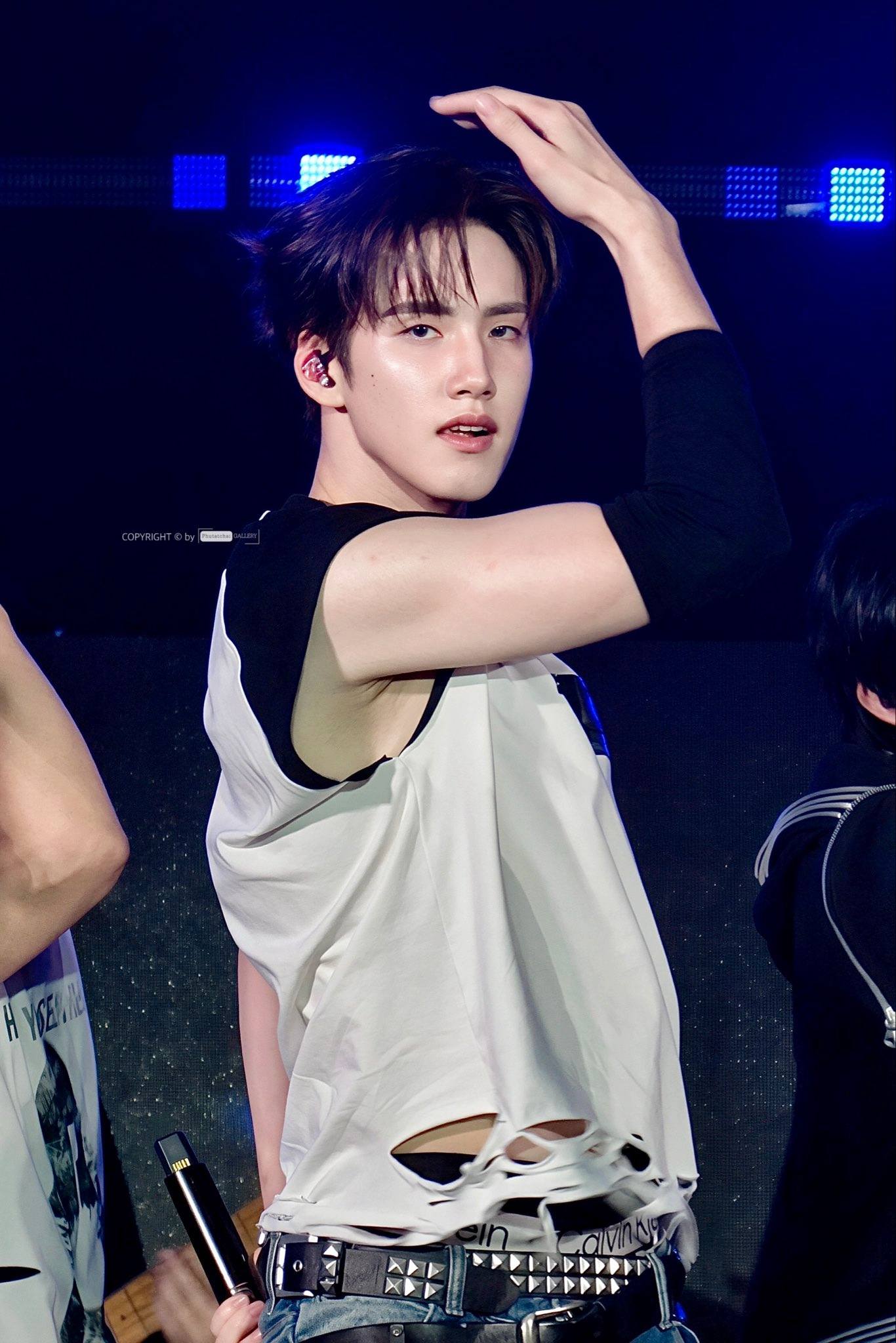 K-POP・アジア BTS X SMART Phutatchai_update​ [30.08.26​] #litpopmusicfestivalxBUS