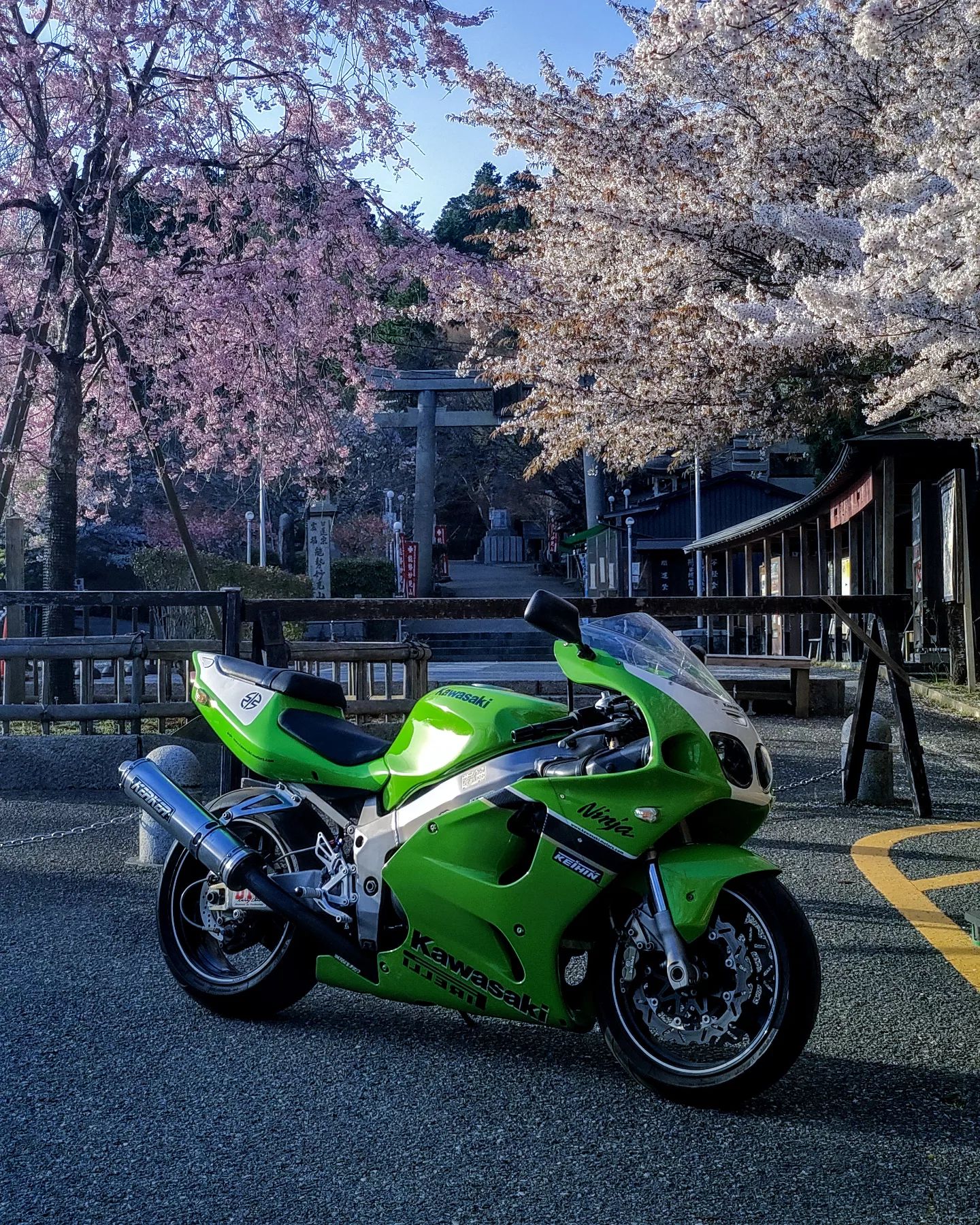 ZX-R750 - LEGENDARY STUFF 🟢 When Kawasaki refined the ZX-R750 for