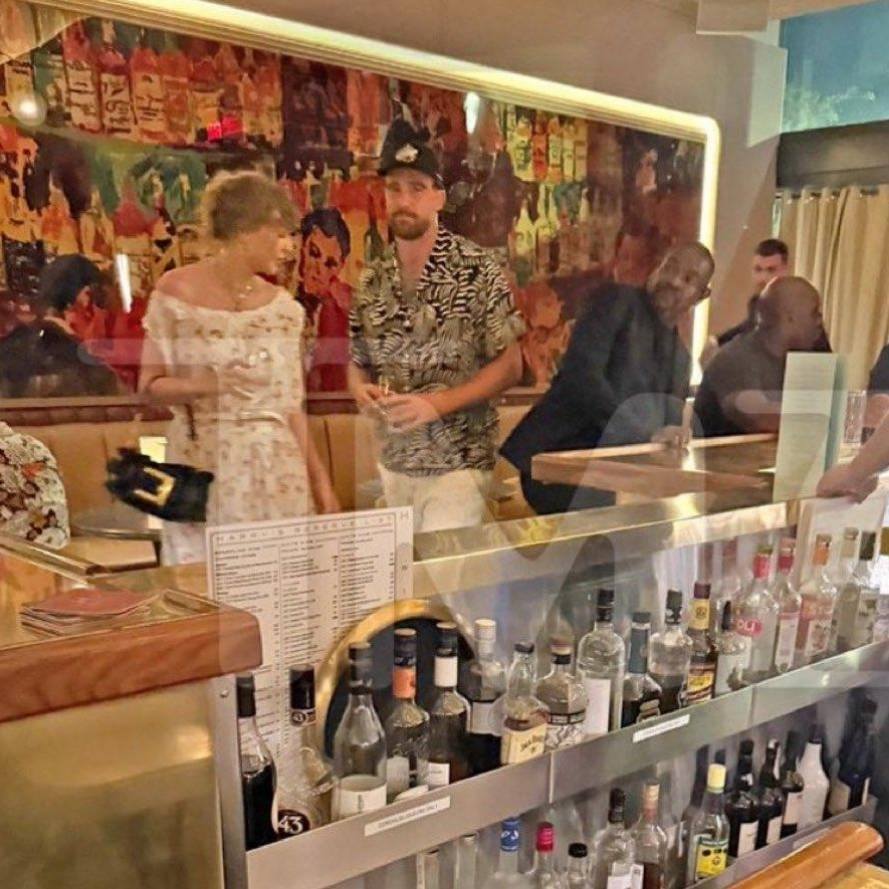 harry's west palm beach dress code Bar & Restaurant opens in collection:everyday-dresses Burberry - Black Cotton Size:Custom made