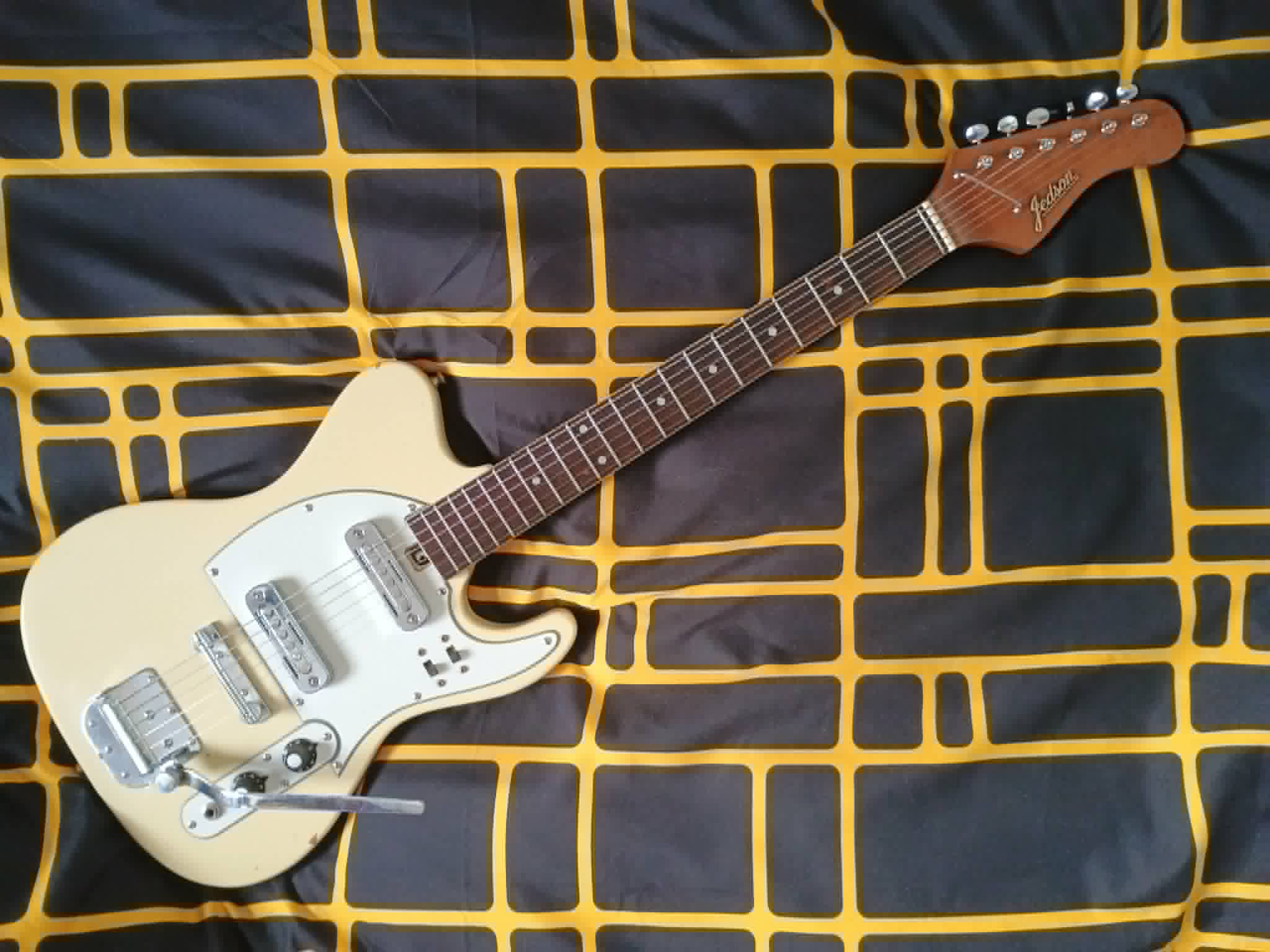 1968 Aria Diamond 2000T