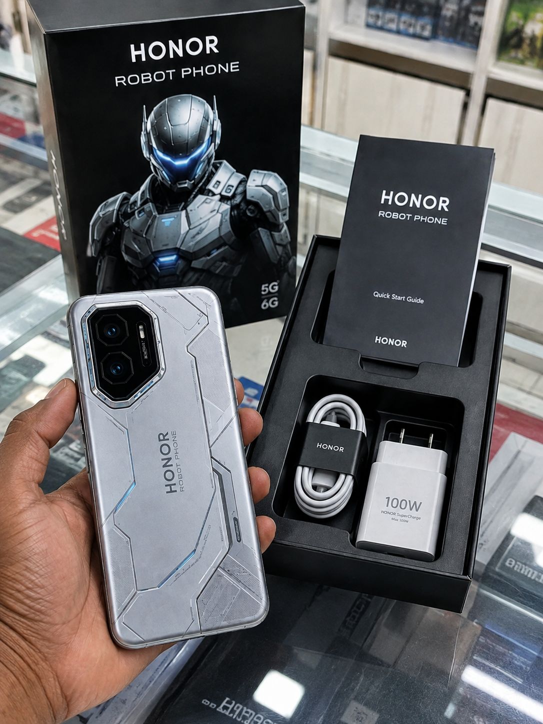 HONOR Robot Phone will cost 7999 Yuan, Launch 17 August in China