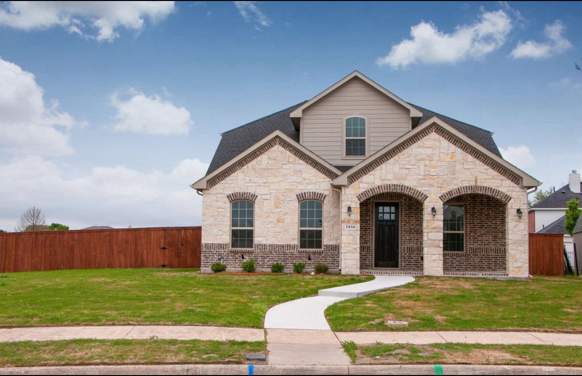 Altaf - Custom-built single-family home constructed in 2017. This ...