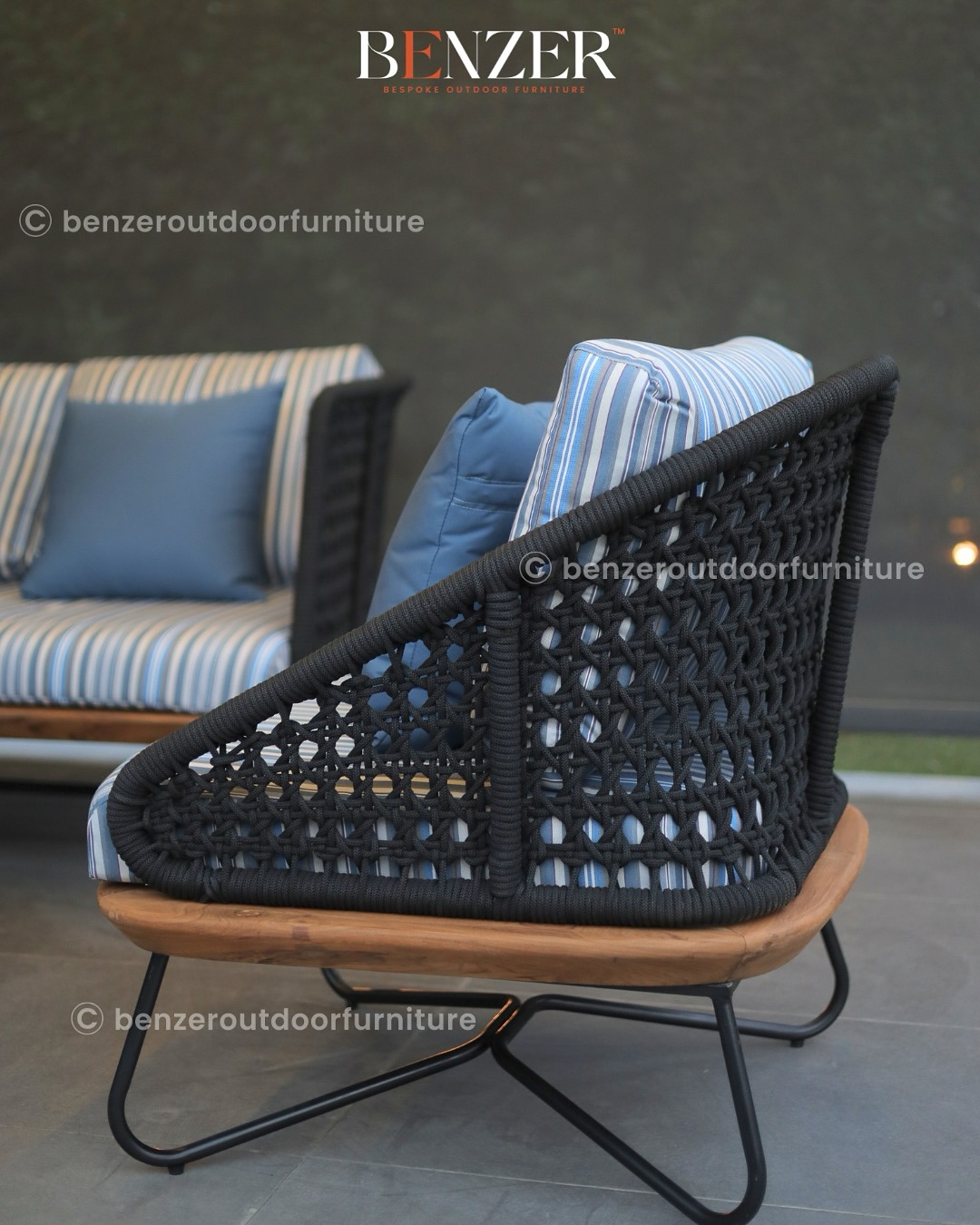 Benzer Outdoor Furniture