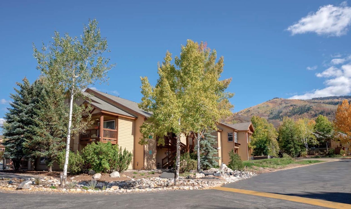 Natural Mountain Village Apartments