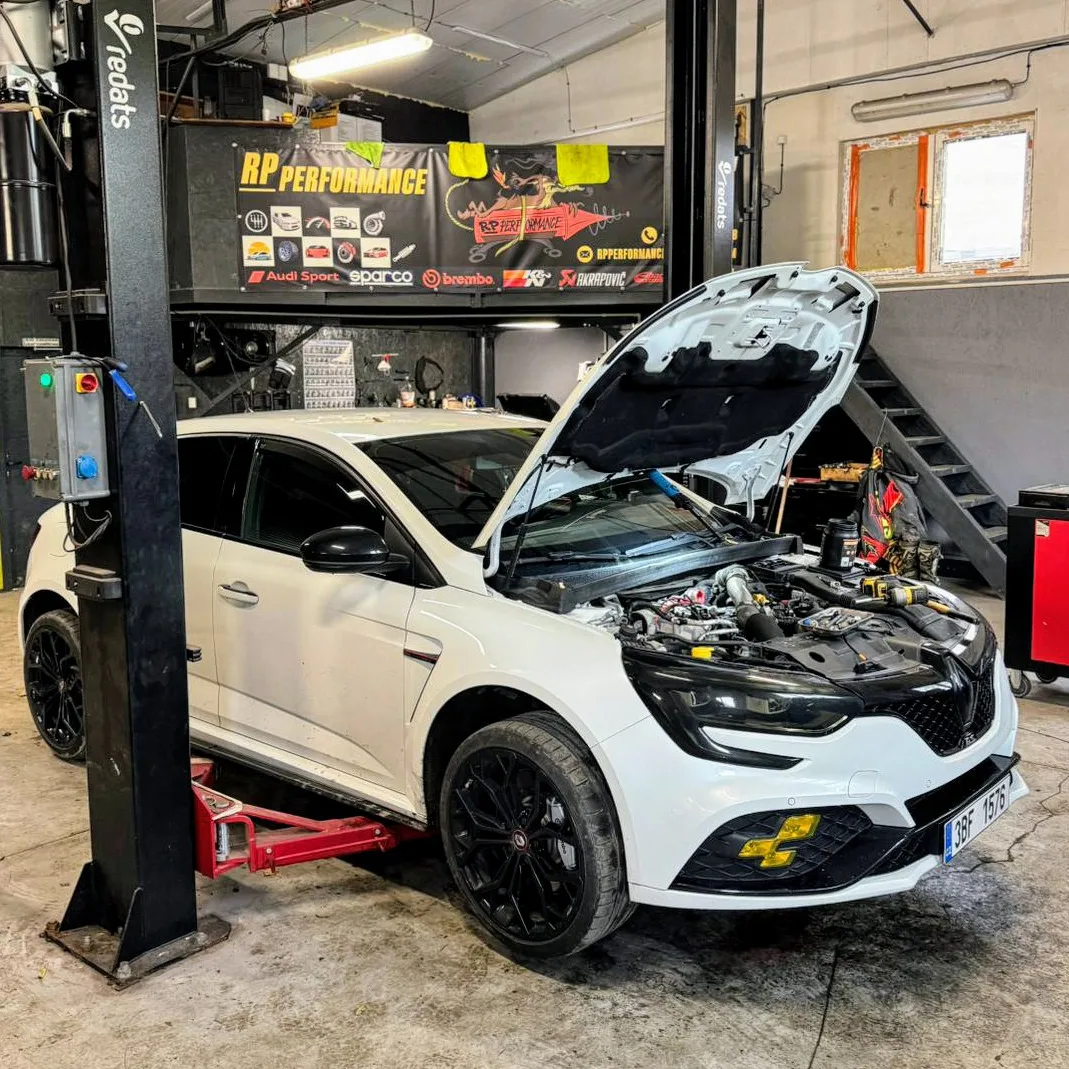 RP performance car | Liptál