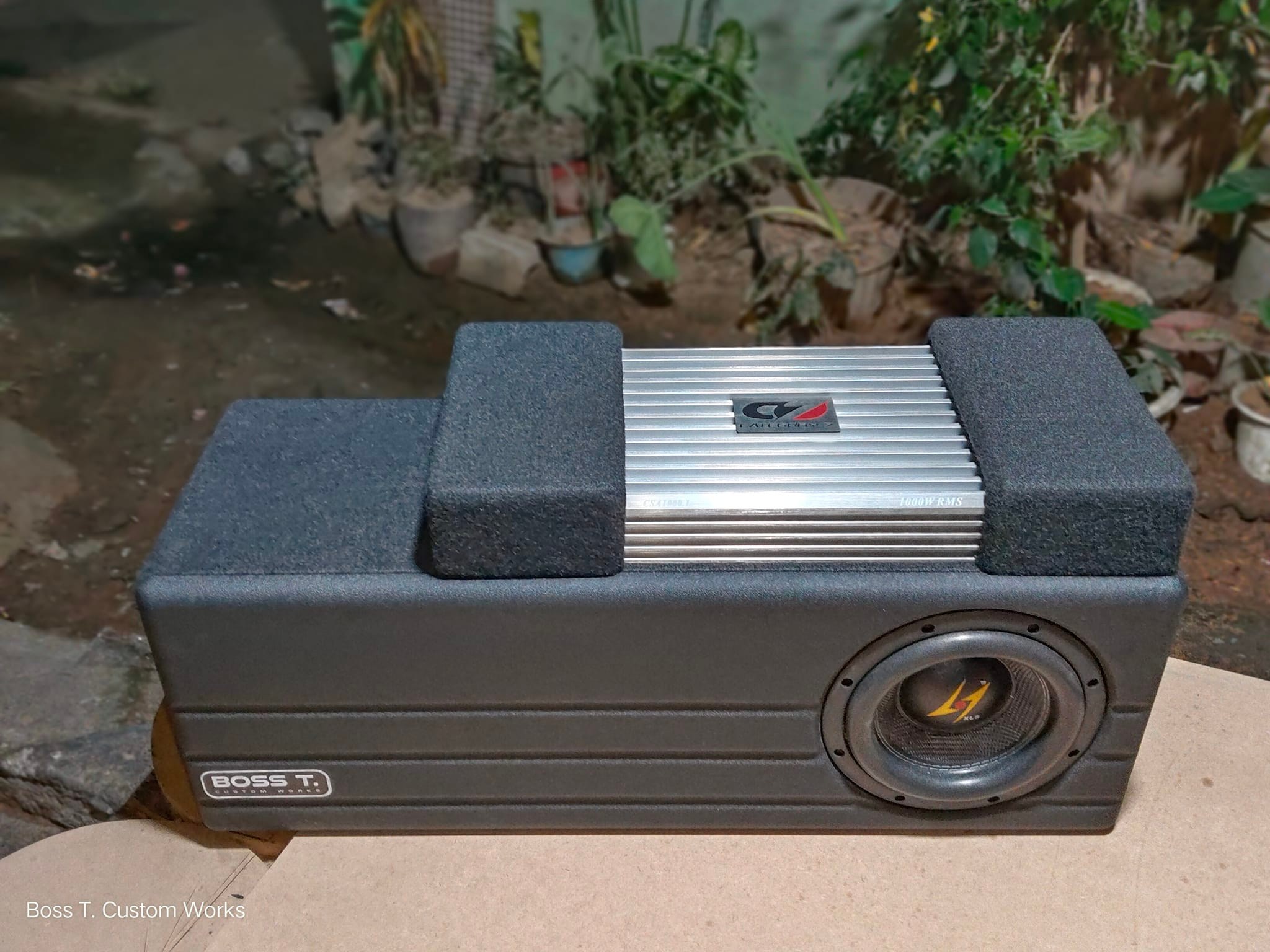 B... - Boss T. Custom works Subwoofer Box and Car Audio set up