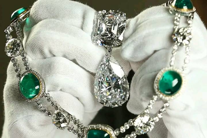 art-the-cullinan-diamonds-brooch-cullinan-vii-delhi-durbar-necklace
