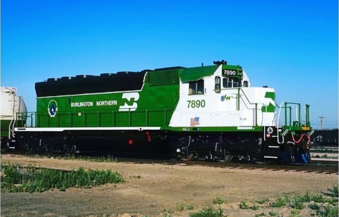 LIVE - In 1990, Burlington Northern converted EMD SD40-2 No. 7890 to ...