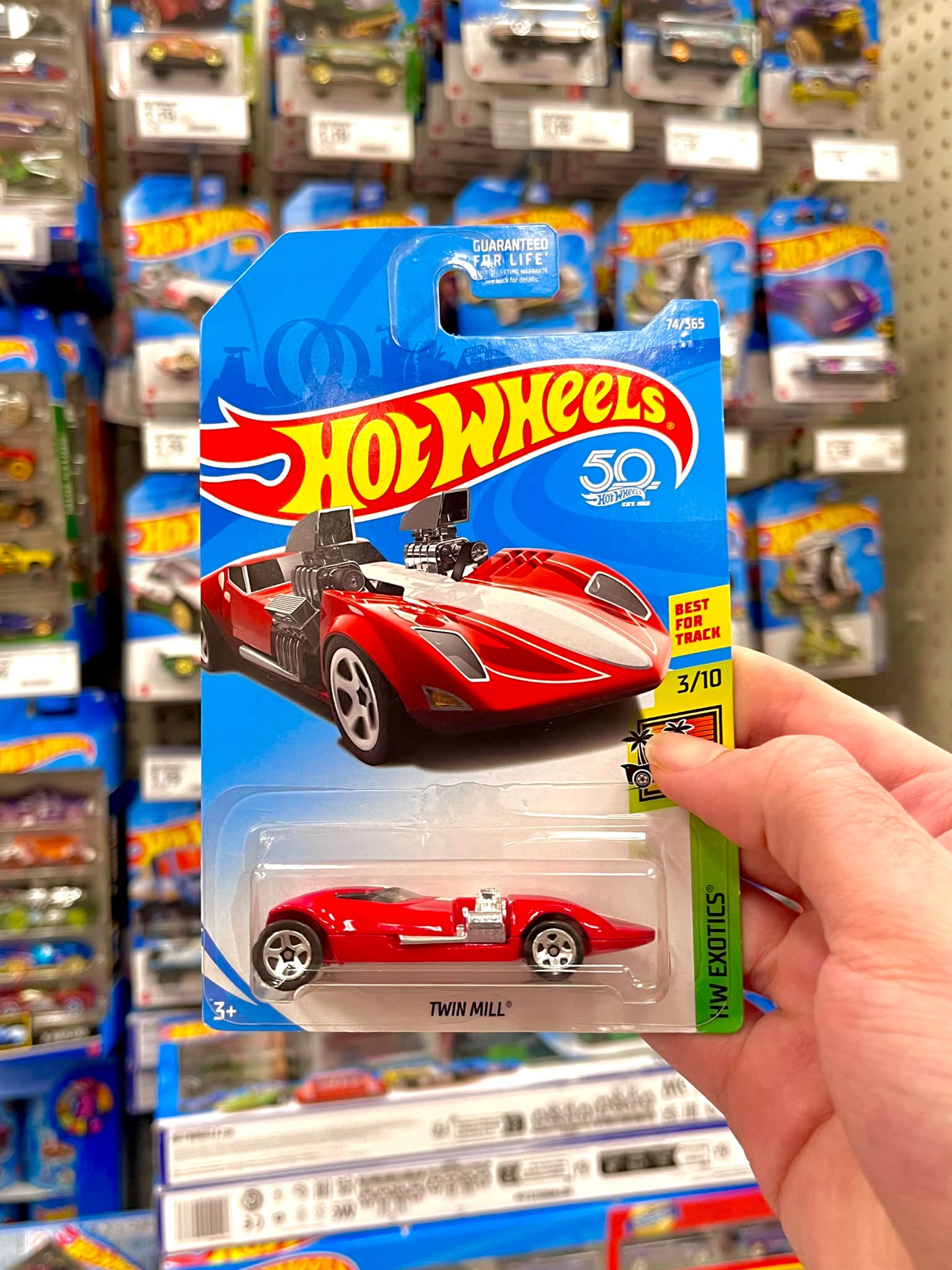 Hot Wheels 'Legends to Life' Twin Mill scale 1:24