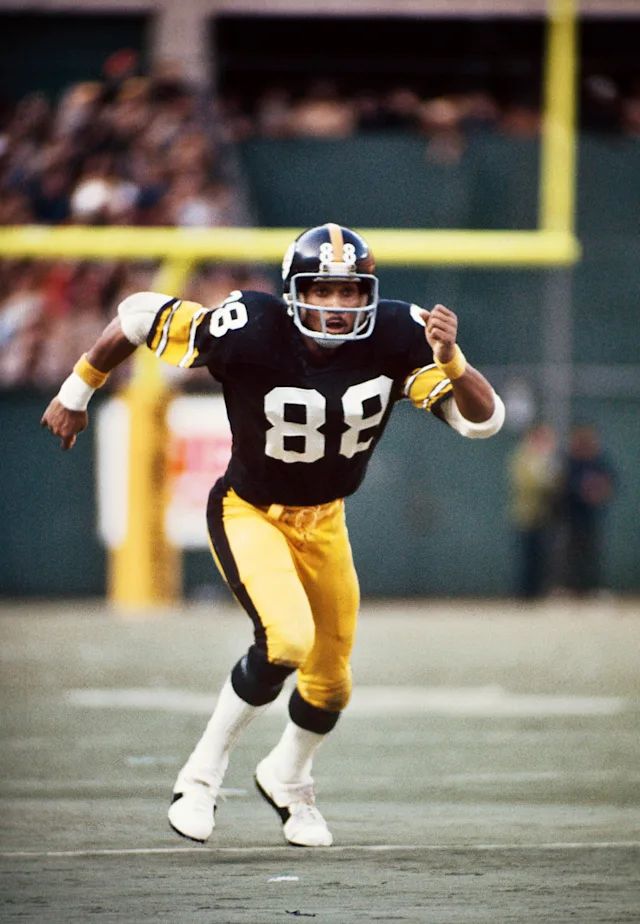 November 25, 1979: Ridiculous Place To Park a Car🏈 The 1970s NFL