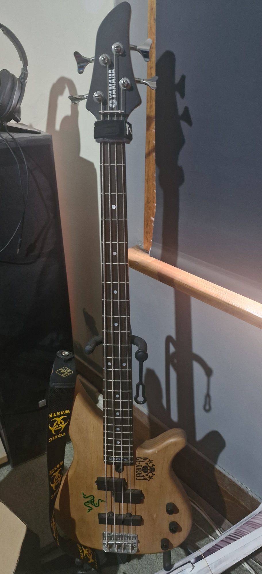 Yesterday I made this. Yamaha RBX360 from the late 90's (my first