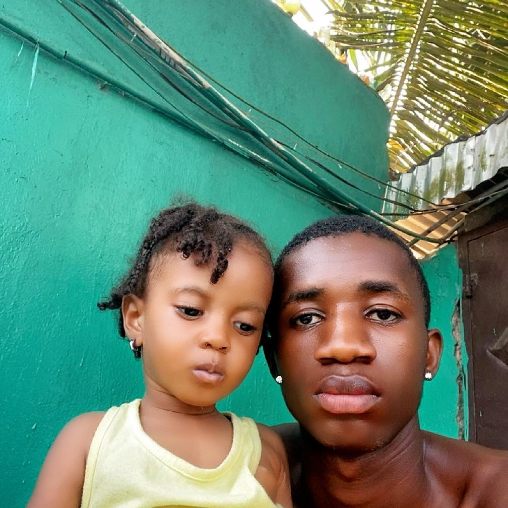 #swimmingpool #Liberia #swimming #party #pool | James Kalimu DjPedapor ...