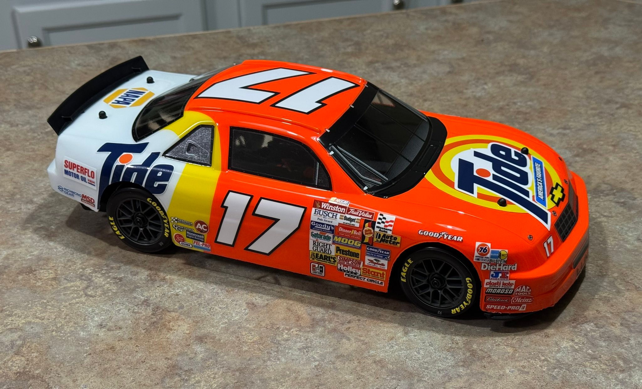 Another classic throwback paint scheme on the ProLine Lumina