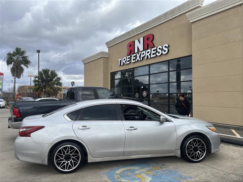 RNR Tire Express | Tucson AZ