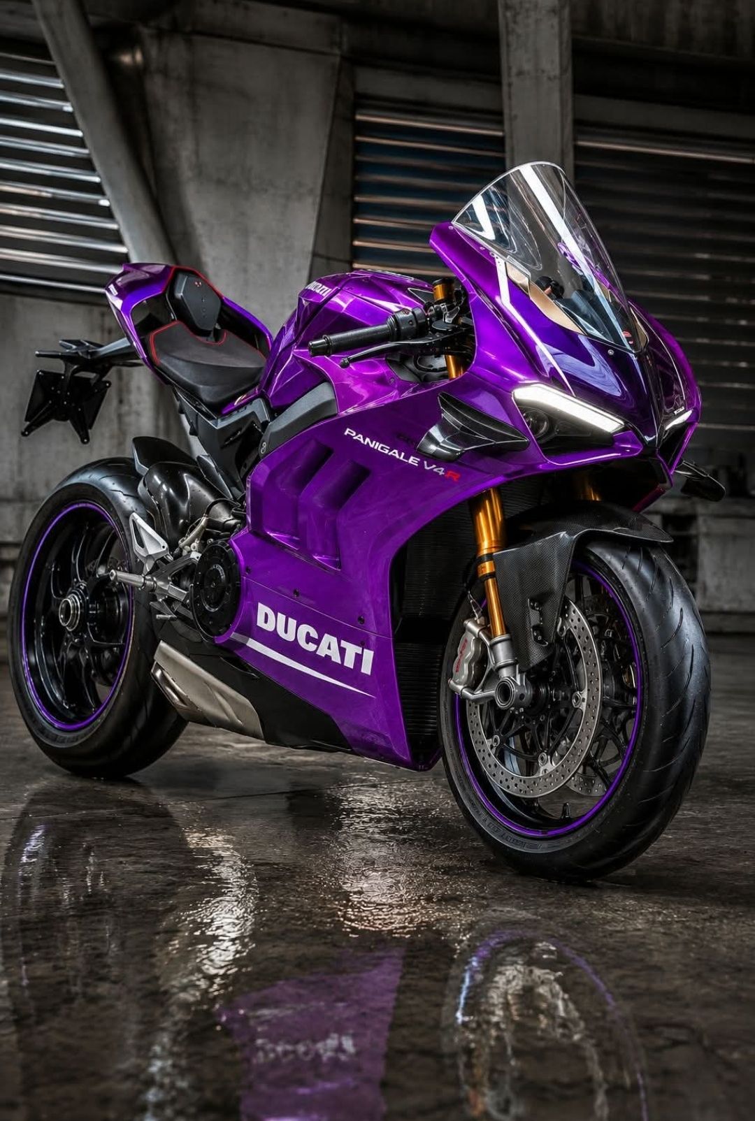 ムラグ 1995 Kawasaki ZXR750RR | 8H Suzuka Legend A true 90s racing icon