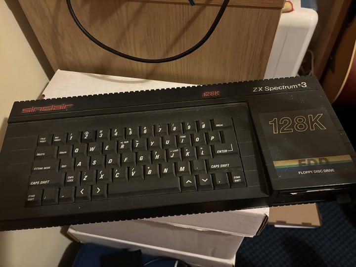Why does the ZX Spectrum make a screaming robot noise when loading