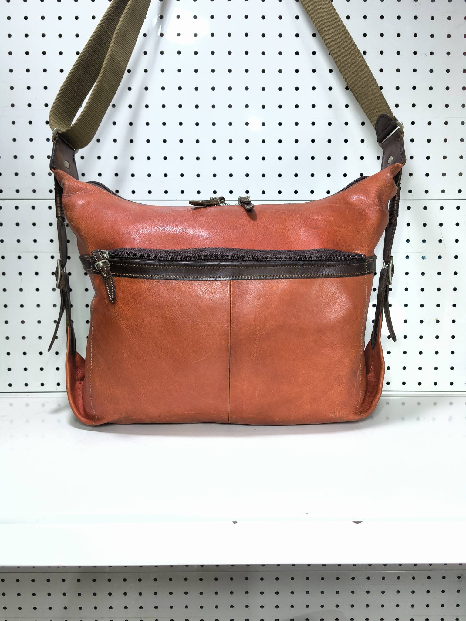 Edit - ❌❌❌Sold Out❌❌❌ Bienenwabe (Genuine Leather Messenger 