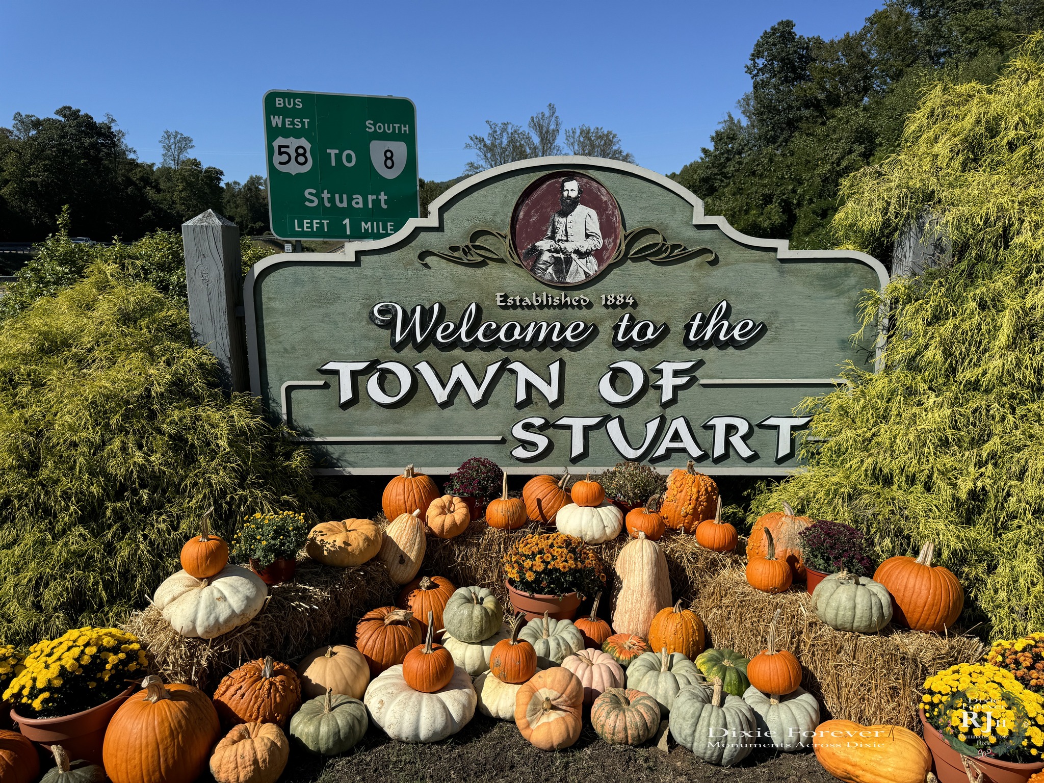 Dixie - Autumn in the South! Nestled in the rolling foothills of the ...