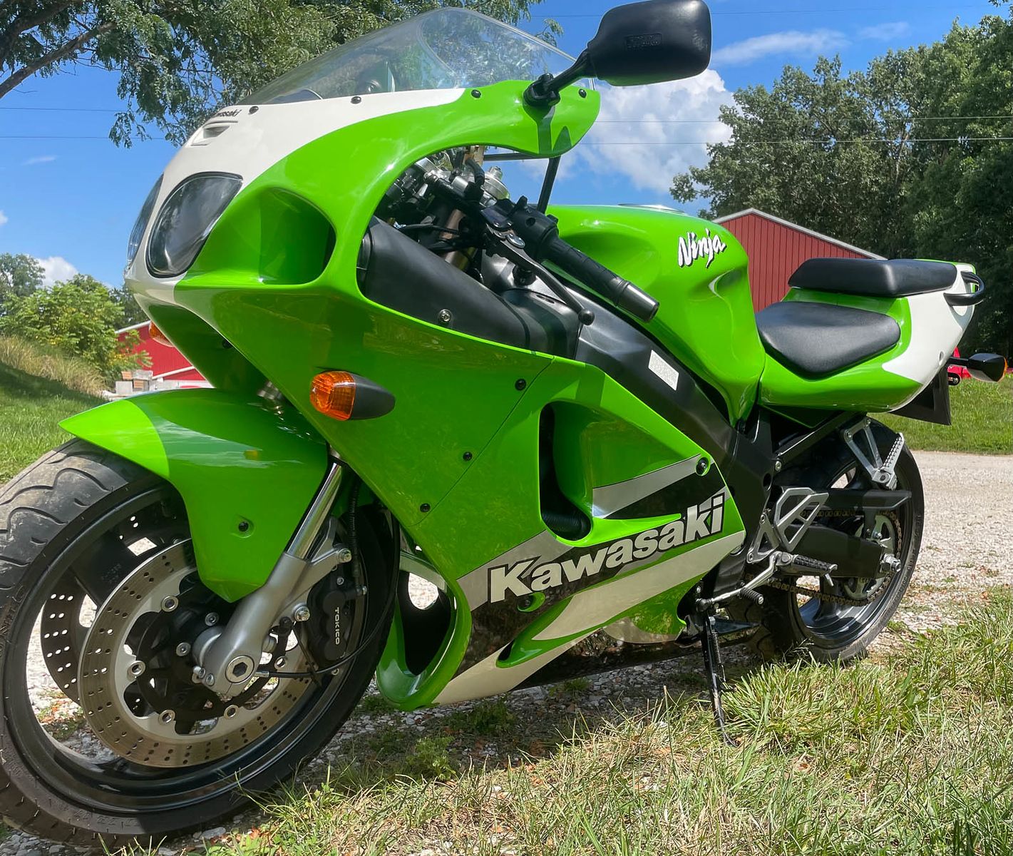 2000 Kawasaki ZX-7R Superbike Review and Specifications