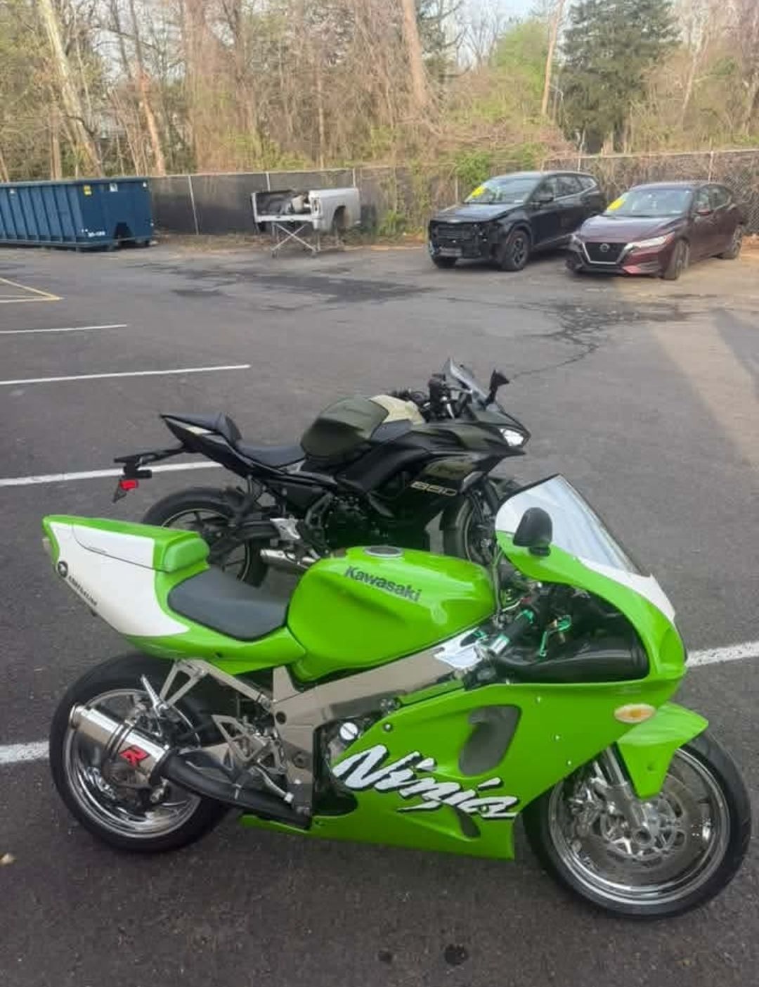 Kawasaki Ninja ZX-7R: a 1990s superbike icon