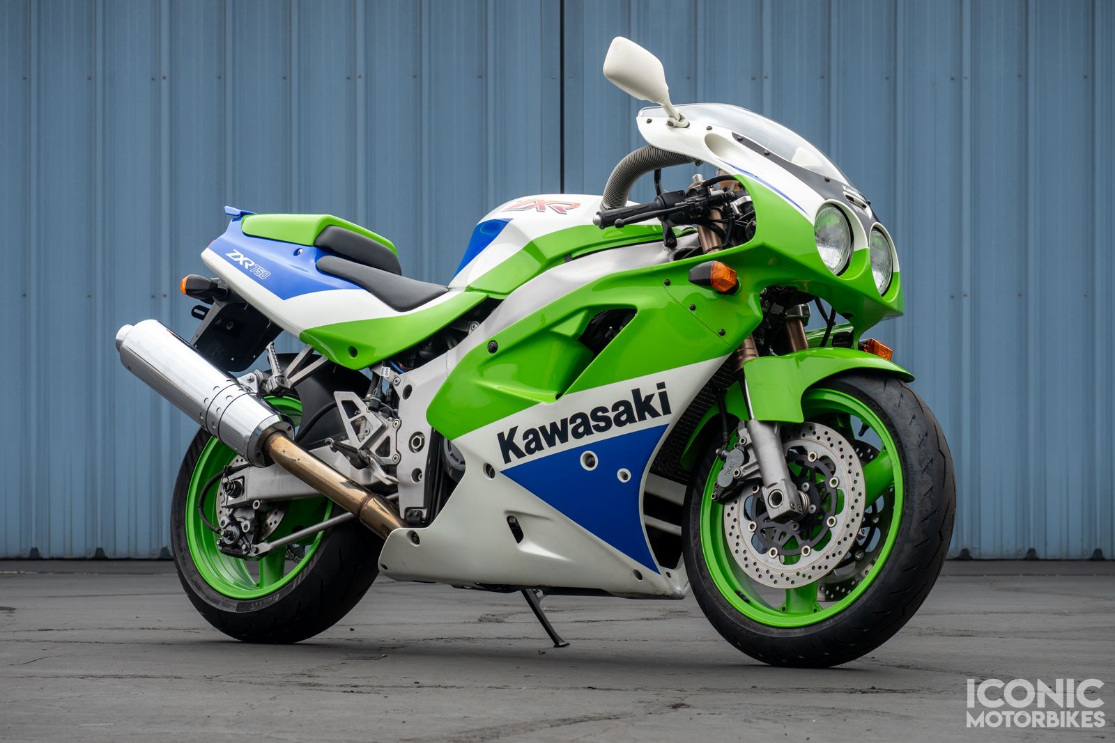 1992 Kawasaki ZXR750: Iconic Endurance Racer with Unmistakable Design