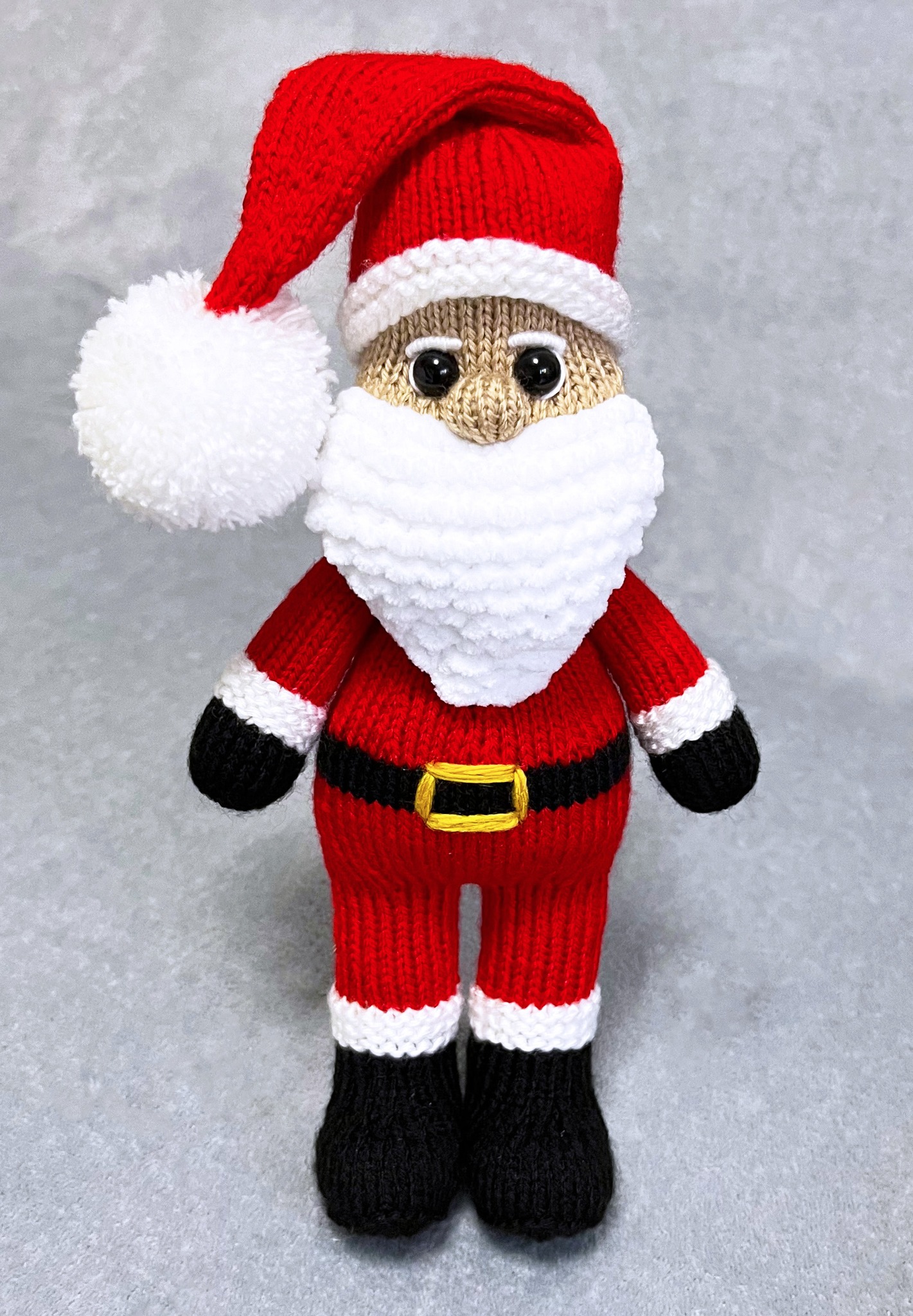 Knitted Mr and Mrs Santa ? by Debra Alling Link in comments ?