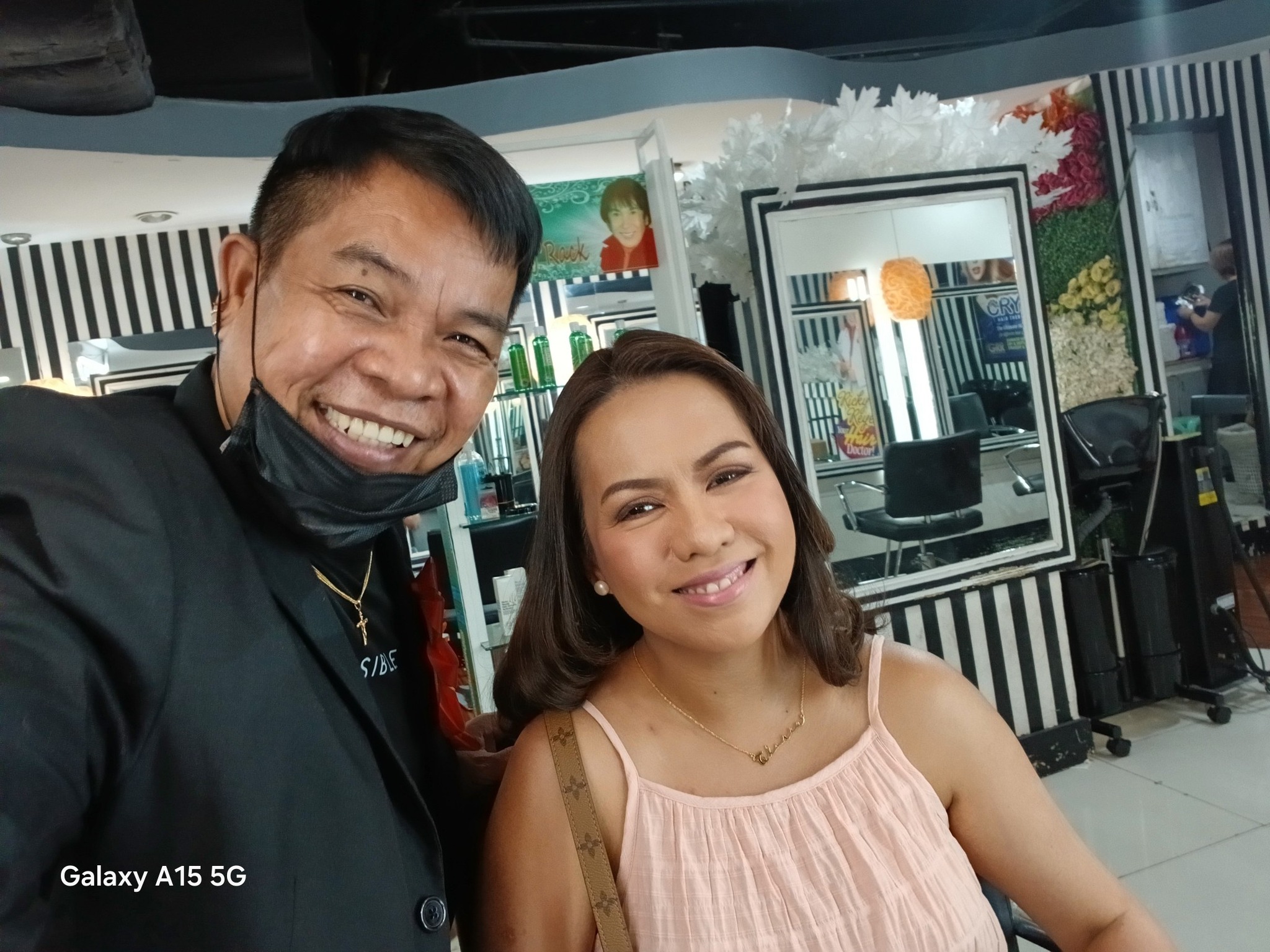 Ricky Reyes Salon SM North Edsa