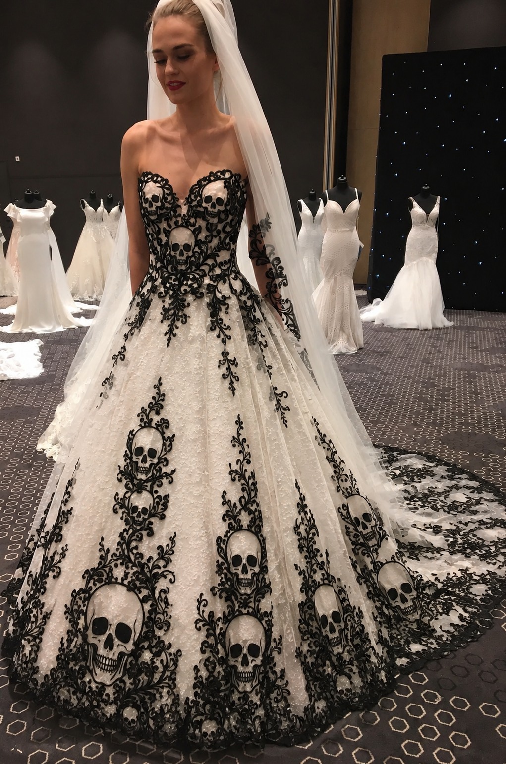skull bridesmaid dresses Elegant Wedding Gown 🖤💀👰🏻‍♀️✨ Buy one is the