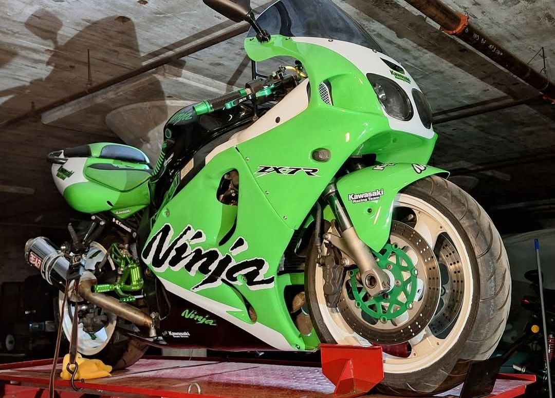Tony - The 1992 Kawasaki Ninja ZX-7R (K2) is the second-year