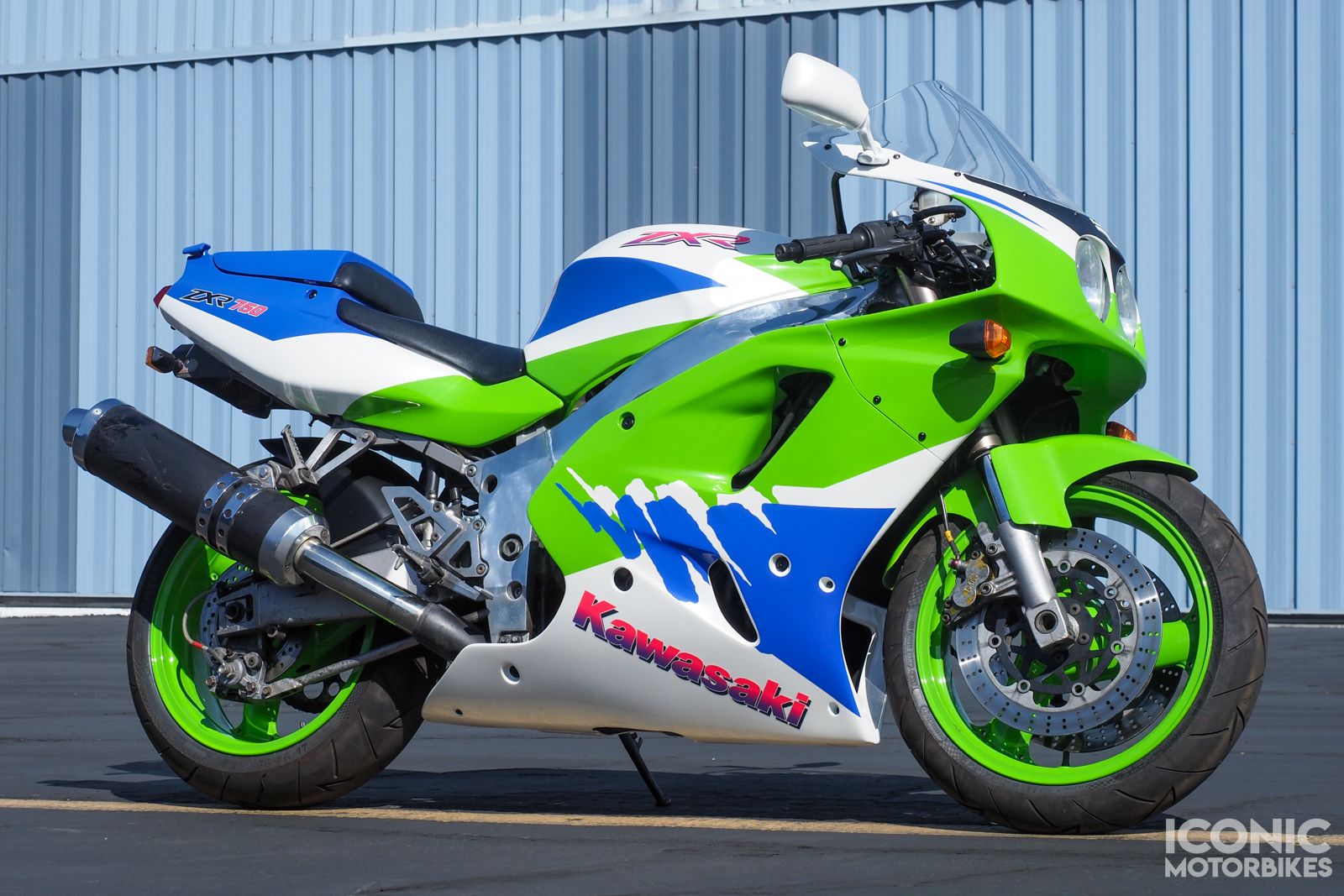 1993 Kawasaki ZXR750 L1 superbike with ram-air induction and