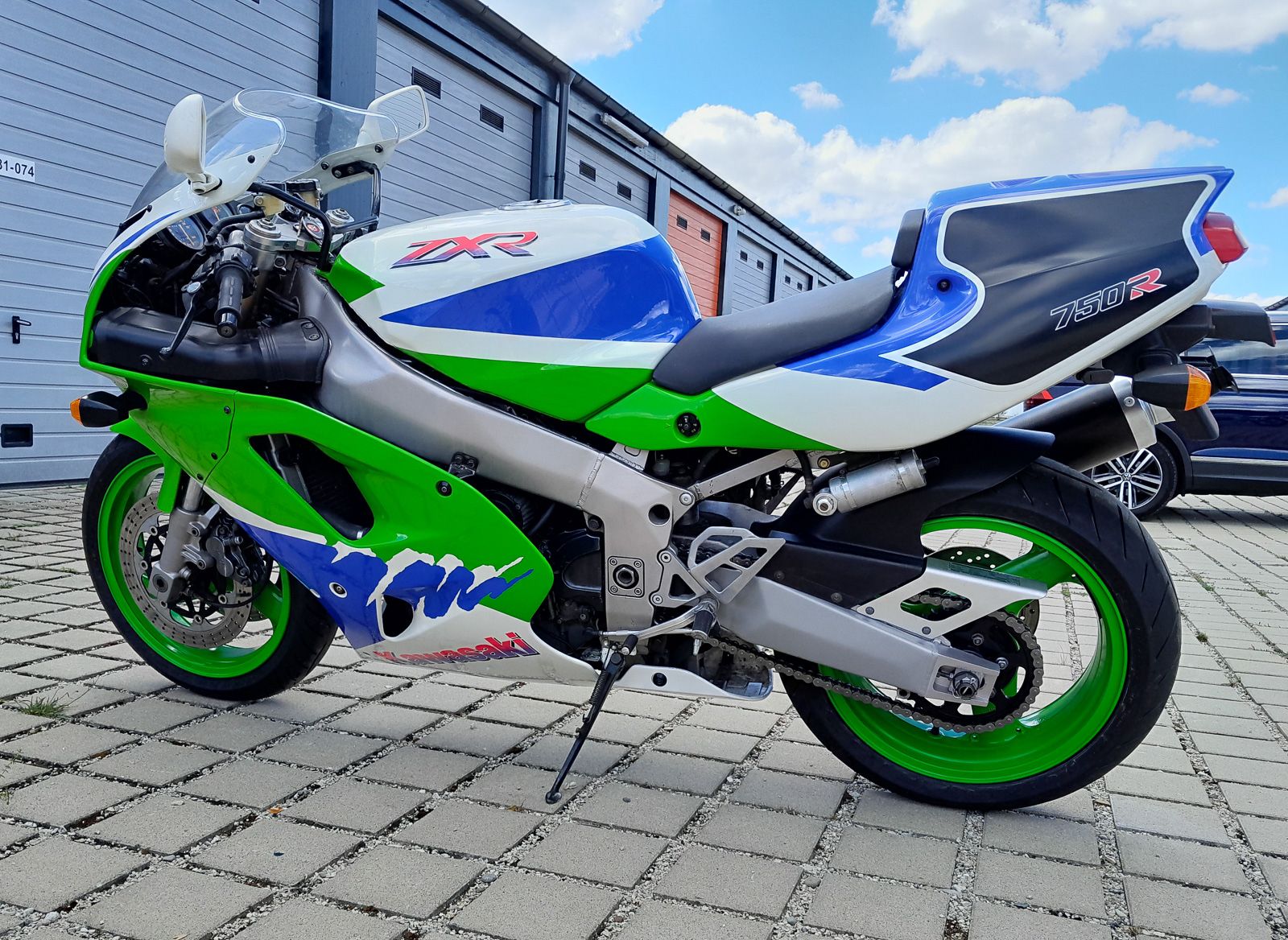 Kawasaki zxr750r m1 homologation superbike
