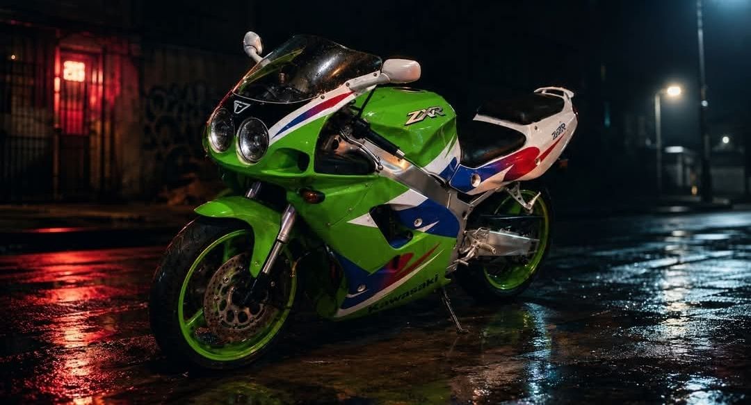 Kawasaki Ninja ZX-7R 1990s 750cc superbike specs and design