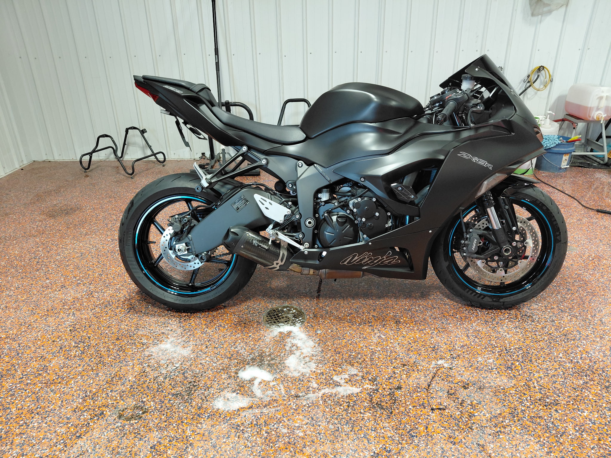 🔥 2025 KAWASAKI ZX-6R 🔥 🔥 AFTERMARKET EXHAUST • QUICK SHIFTER